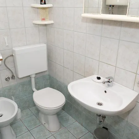 5 Bedroom Amazing In Bogatić