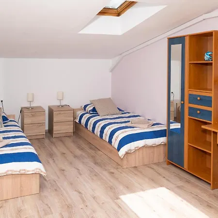 Lovely In Tatil Evi