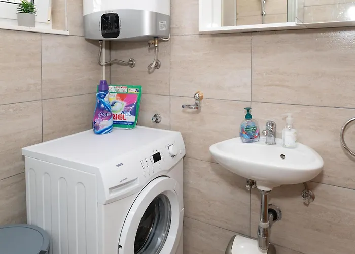 5 Bedroom Amazing In Сasa de vacaciones