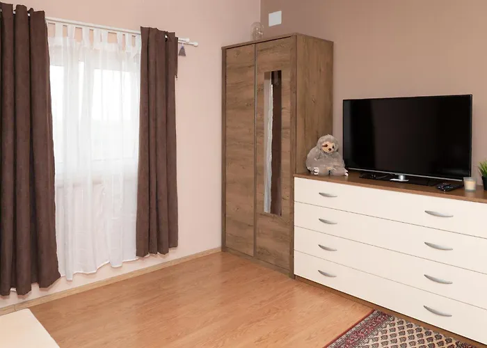 Vakantiehuis 5 Bedroom Amazing In *