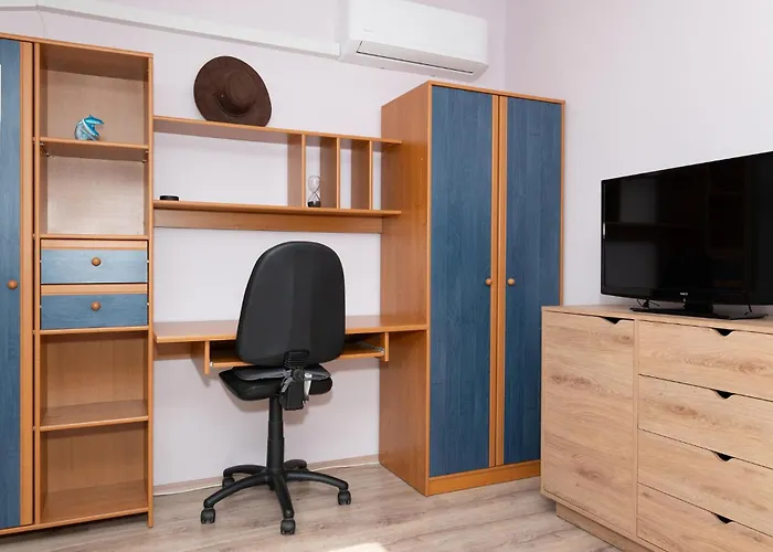 5 Bedroom Amazing In Vakantiehuis *