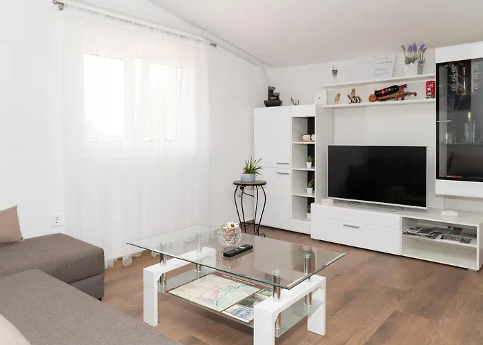 5 Bedroom Amazing In Vakantiehuis